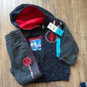 Spider-Man Marvel hoodie and pant